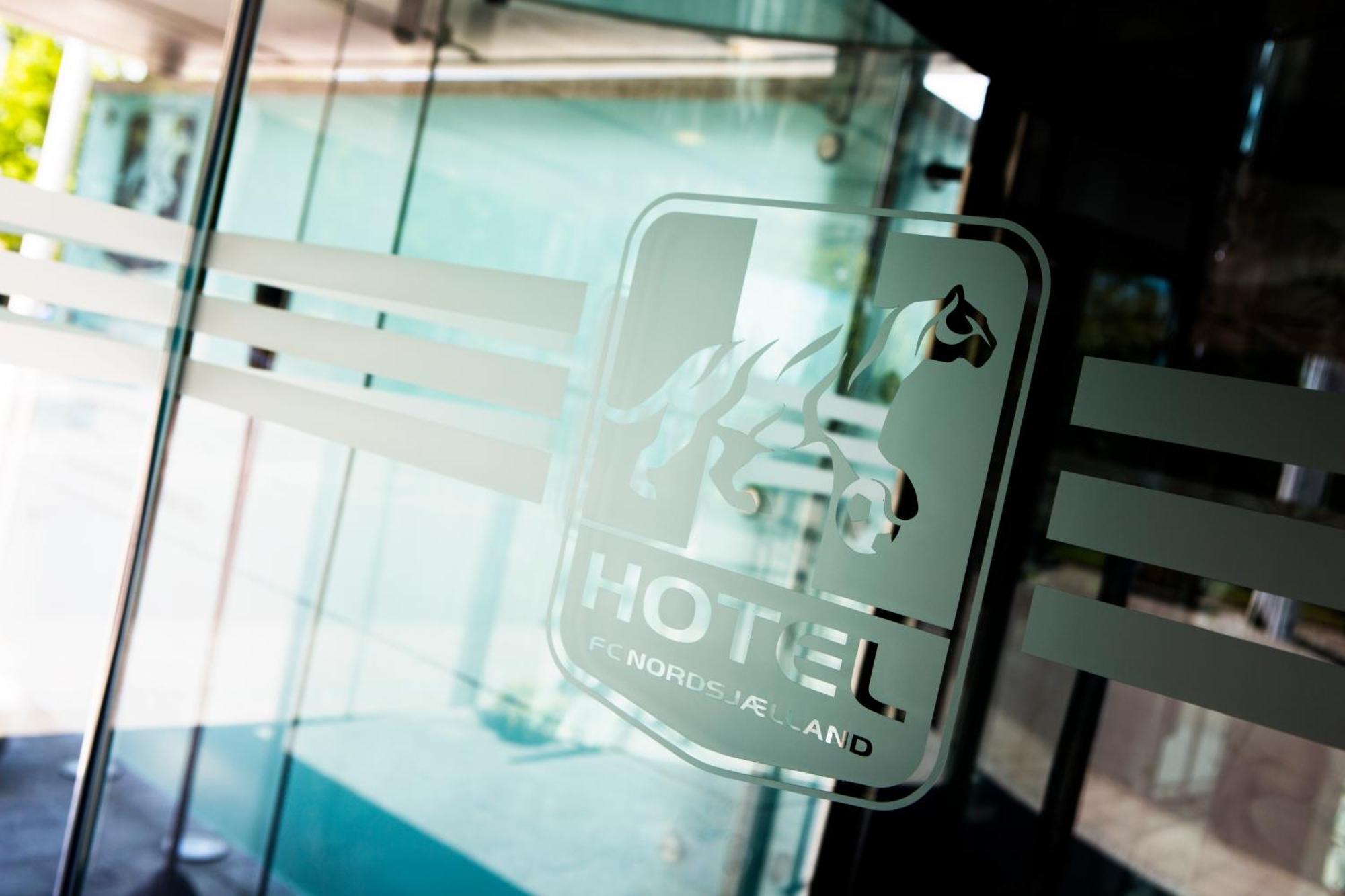 Hotel Fc Nordsjaelland Farum Exterior photo