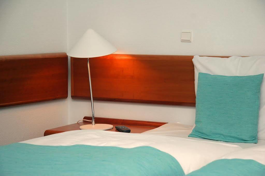 Hotel Fc Nordsjaelland Farum Exterior photo
