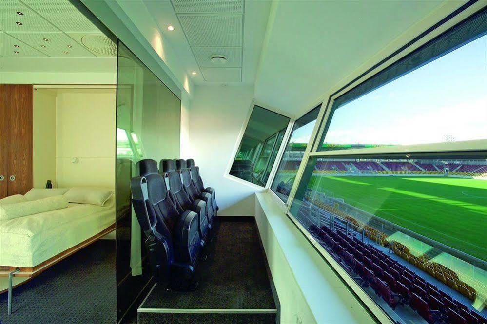 Hotel Fc Nordsjaelland Farum Exterior photo